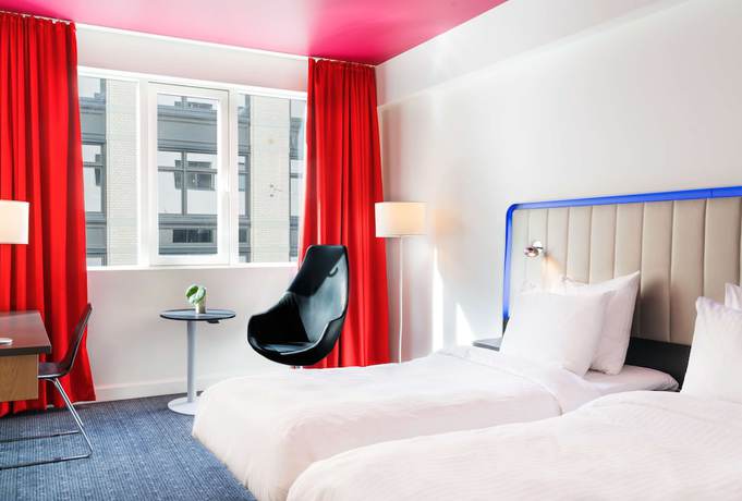 Imagen de la habitación del Hotel Radisson RED Oslo City Centre, A Verified Net Zero. Foto 6