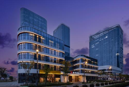 Imagen general del Hotel Radisson RED Wuhan Optics Valley Technology Convention and Exhibition Center Joy City. Foto 2