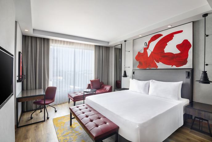 Imagen de la habitación del Hotel Radisson Red Chandigarh Mohali. Foto 6
