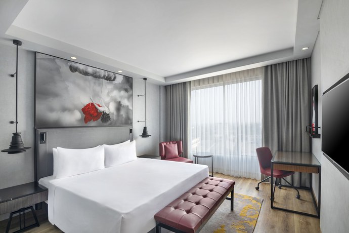 Imagen de la habitación del Hotel Radisson Red Chandigarh Mohali. Foto 7