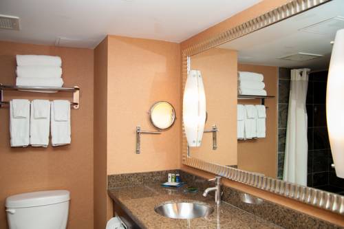 Imagen de la habitación del Hotel Radisson Red Deer. Foto 8