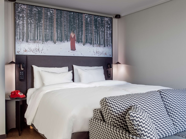 Imagen de la habitación del Hotel Radisson Red Helsinki. Foto 10