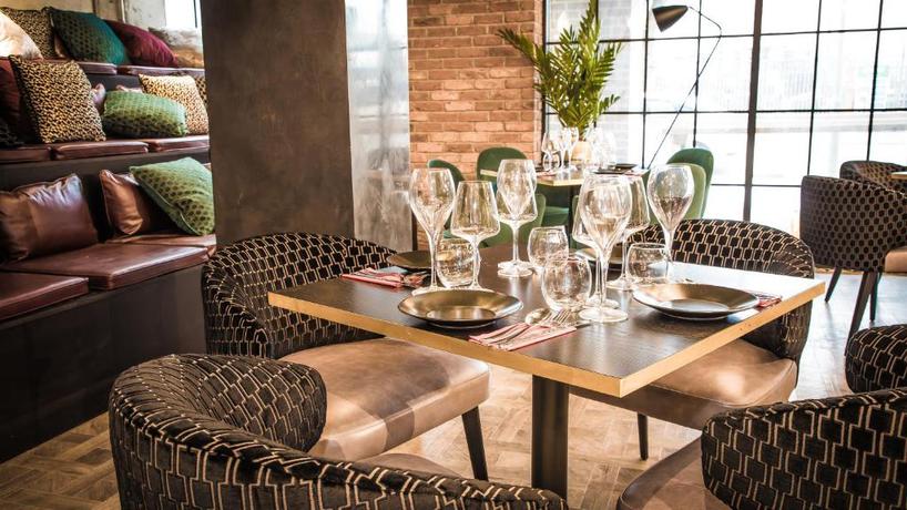 Imagen del bar/restaurante del Hotel Radisson Red London Greenwich The O2. Foto 4