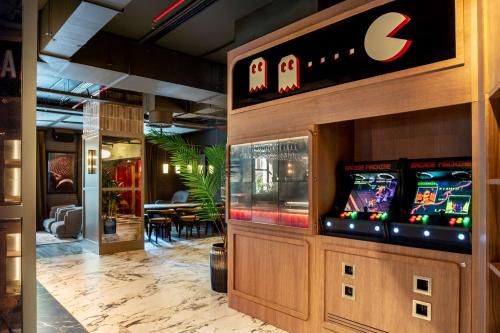 Imagen general del Hotel Radisson Red Madrid. Foto 9