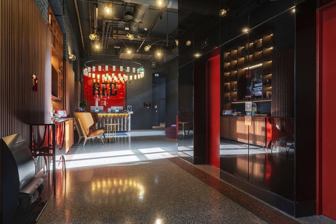 Imagen de los interiores del Hotel Radisson Red Tbilisi. Foto 18