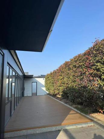 Imagen general del Hotel Radisson Red Yangzhou Slender West Lake. Foto 7