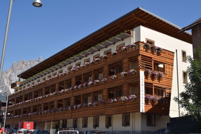 Imagen general del Hotel Radisson Residences Savoia Palace Cortina D'ampezzo. Foto 1