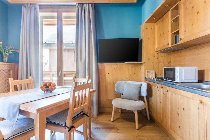 Imagen de la habitación del Hotel Radisson Residences Savoia Palace Cortina D’ampezzo. Foto 15