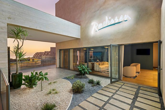 Imagen de los interiores del Hotel Radisson Residences Taghazout Bay. Foto 9