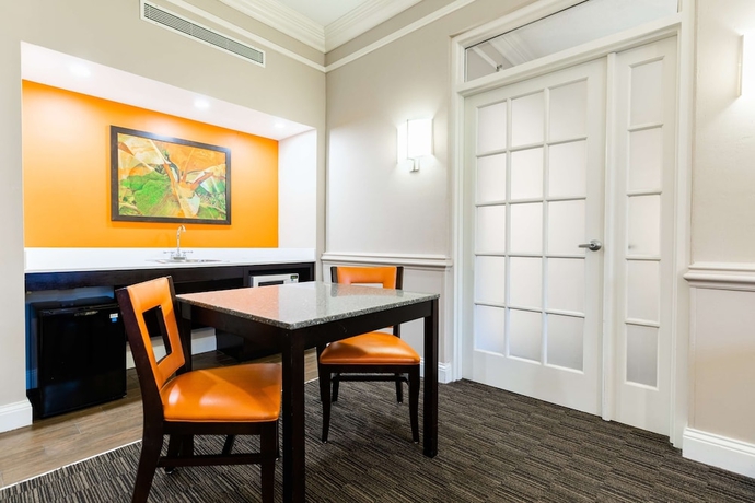 Imagen de la habitación del Hotel Radisson Resort At The Port. Foto 9