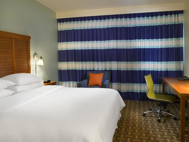 Imagen de la habitación del Hotel Radisson Resort Miami Beach. Foto 6