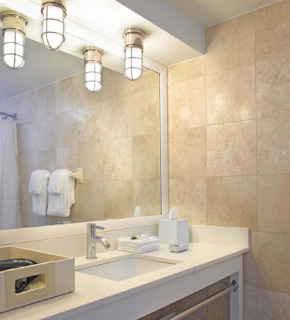 Imagen de la habitación del Hotel Radisson Resort Miami Beach. Foto 9