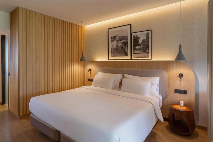 Imagen de la habitación del Hotel Radisson Resort and Residences Tenerife - Adults Only. Foto 4