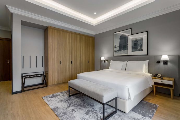 Imagen de la habitación del Hotel Radisson Riyadh Airport. Foto 6