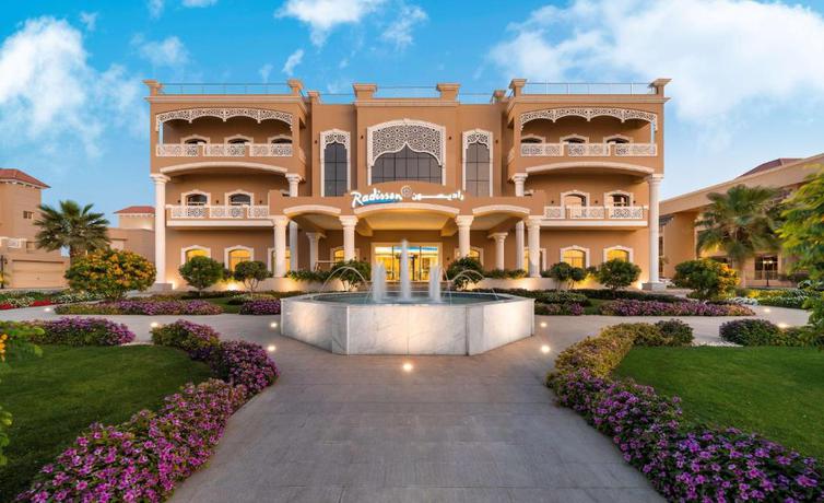 Imagen de los exteriores del Hotel Radisson Riyadh Airport. Foto 18