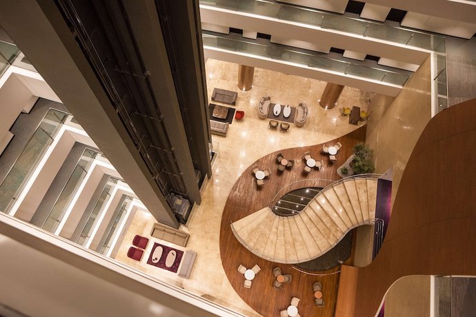 Imagen de los interiores del Hotel Radisson Santa Cruz. Foto 17