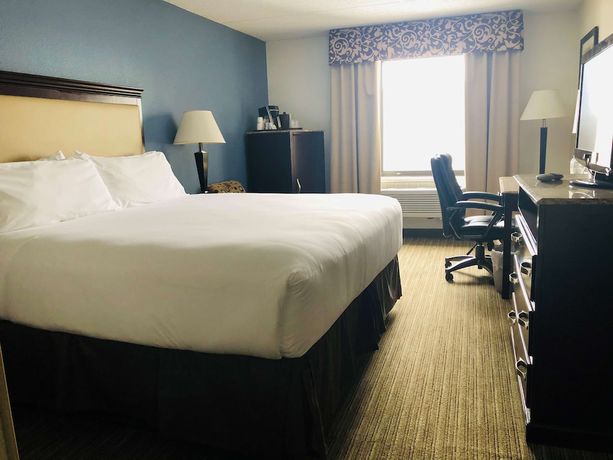 Imagen de la habitación del Hotel Radisson Schaumburg. Foto 7