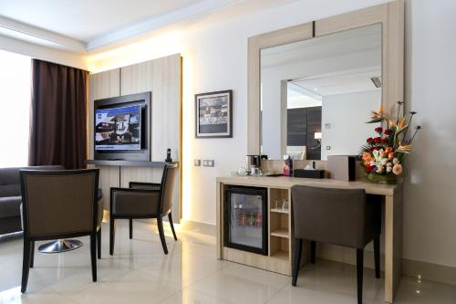 Imagen de la habitación del Hotel Radisson Sfax. Foto 8