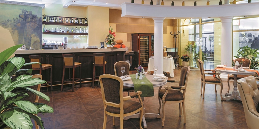 Imagen del bar/restaurante del Hotel Radisson Slavyanskaya Hotel and Business Centre, Moscow. Foto 3