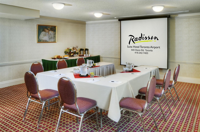Imagen de los interiores del Hotel Radisson Suite - Toronto Airport. Foto 10