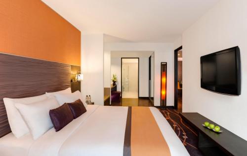 Imagen de la habitación del Hotel Radisson Suites Bangkok Sukhumvit. Foto 9