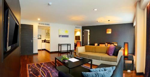 Imagen de la habitación del Hotel Radisson Suites Bangkok Sukhumvit. Foto 12