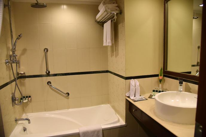 Imagen de la habitación del Hotel Radisson Varanasi. Foto 2