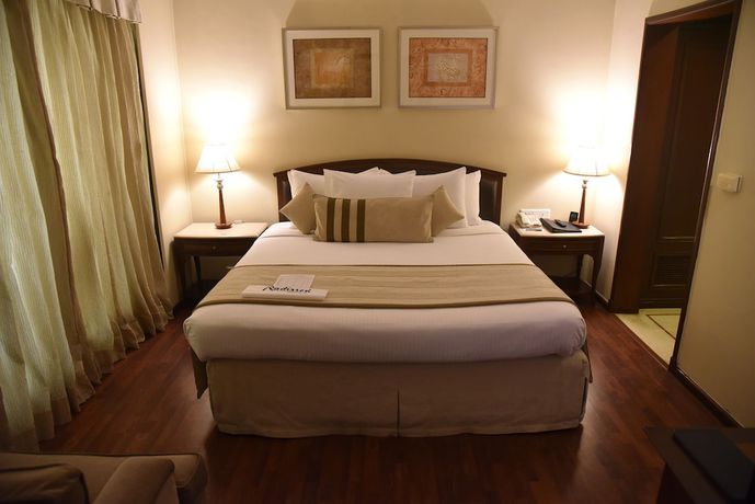 Imagen de la habitación del Hotel Radisson Varanasi. Foto 3