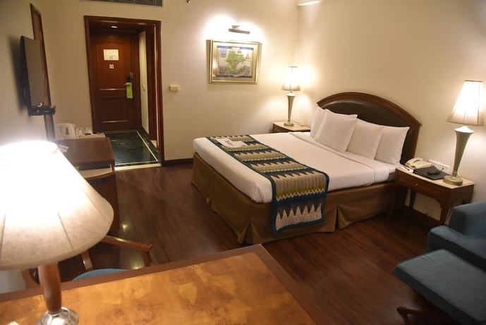 Imagen de la habitación del Hotel Radisson Varanasi. Foto 9
