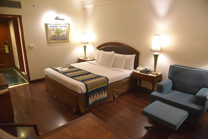 Imagen de la habitación del Hotel Radisson Varanasi. Foto 11