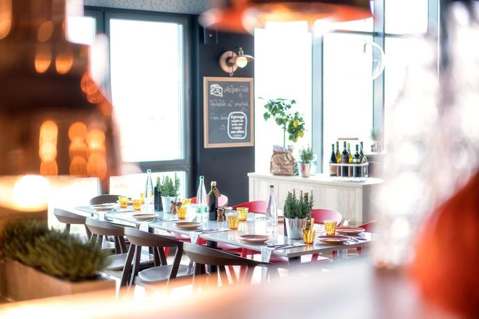 Imagen general del Hotel Radisson Zurich Airport. Foto 2