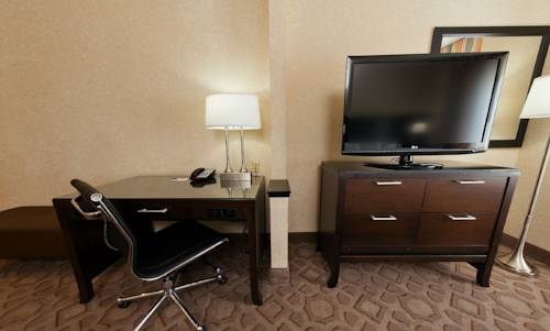 Imagen de la habitación del Hotel Radisson & Conference Center Rockford. Foto 2