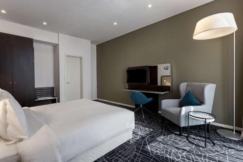 Imagen de la habitación del Hotel Radisson and Apartments Dammam Industry City. Foto 14