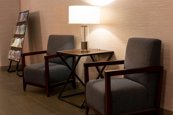 Imagen de los interiores del Hotel Radisson and Conference Center Fond du Lac. Foto 19