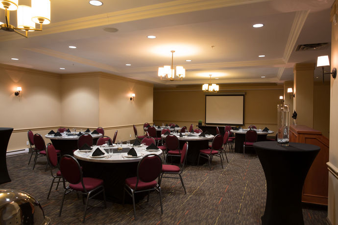 Imagen general del Hotel Radisson and Suites Fort Mcmurray. Foto 4