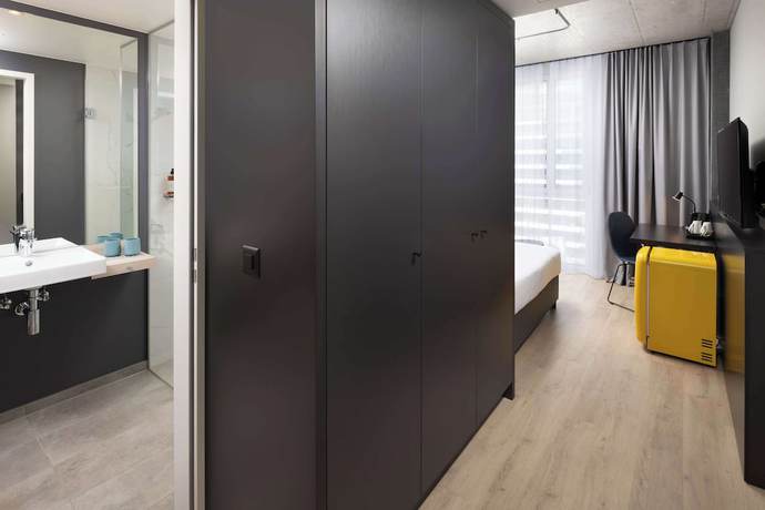 Imagen de la habitación del Hotel Radisson and Suites Zurich. Foto 6