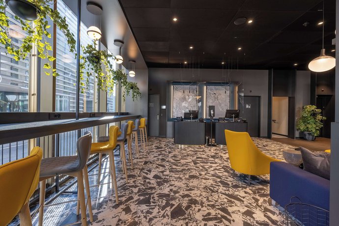 Imagen de los interiores del Hotel Radisson and Suites Zurich. Foto 12