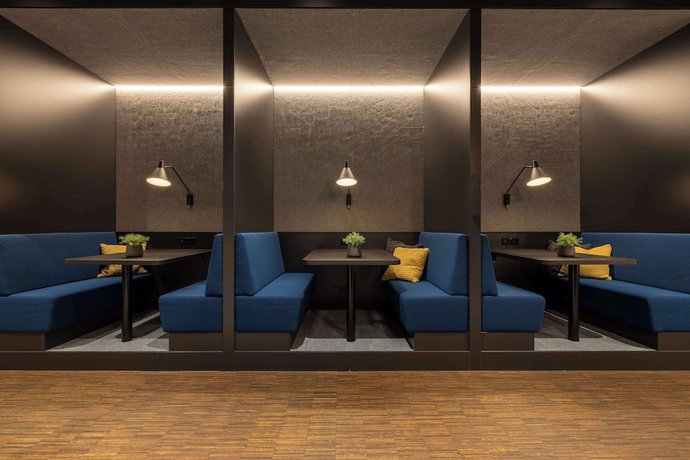 Imagen de los interiores del Hotel Radisson and Suites Zurich. Foto 13