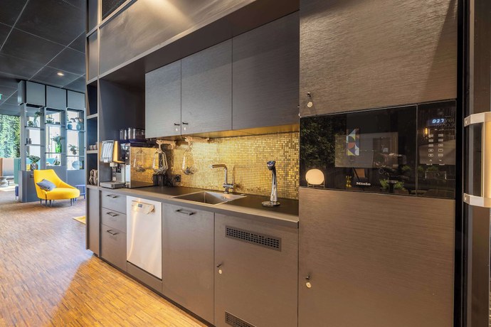 Imagen de los interiores del Hotel Radisson and Suites Zurich. Foto 16