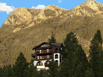 Imagen de la habitación del Hotel Radium Chalet. Foto 5