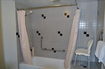 Imagen de la habitación del Hotel Radium Park Lodge. Foto 6