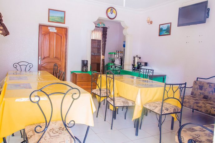 Imagen del bar/restaurante del Hotel Radius Guest Flats. Foto 3