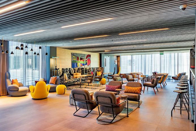 Imagen de los interiores del Hotel Radius Tbilisi. Foto 17