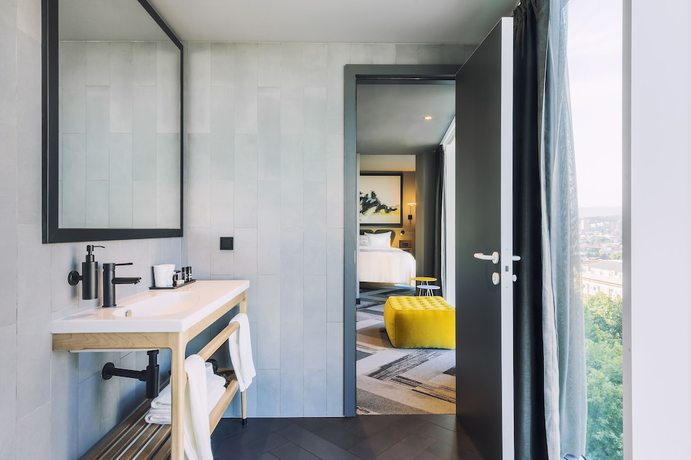 Imagen de la habitación del Hotel Radius Tbilisi. Foto 6