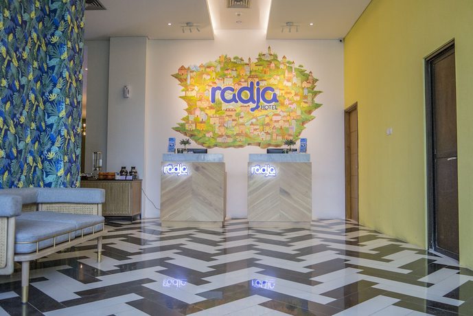 Imagen de los interiores del Hotel Radja Art and Boutique Simpang Lima. Foto 18