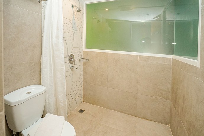 Imagen de la habitación del Hotel Radja Art and Boutique Simpang Lima. Foto 16