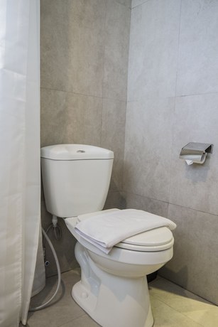 Imagen de la habitación del Hotel Radja Art and Boutique Simpang Lima. Foto 17