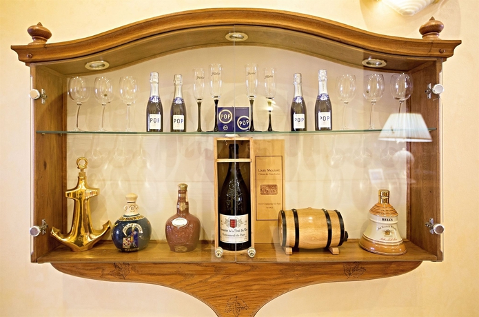 Imagen de los interiores del Hotel Radnice. Foto 16