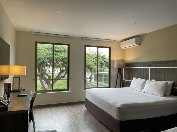 Imagen general del Hotel Rado - Quintanas. Foto 9