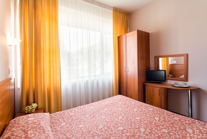 Imagen de la habitación del Hotel Raduzhny. Foto 10